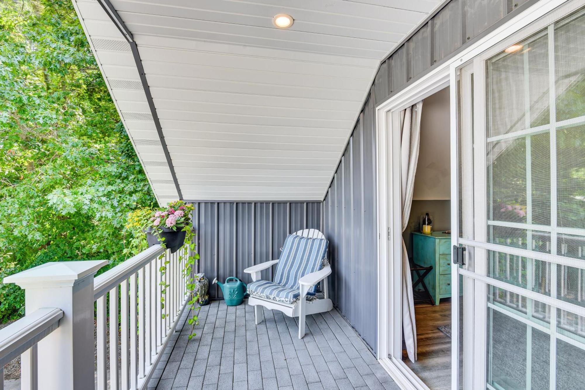 Benton Harbor Apt With Balcony And Shared Fire Pit Exterior photo